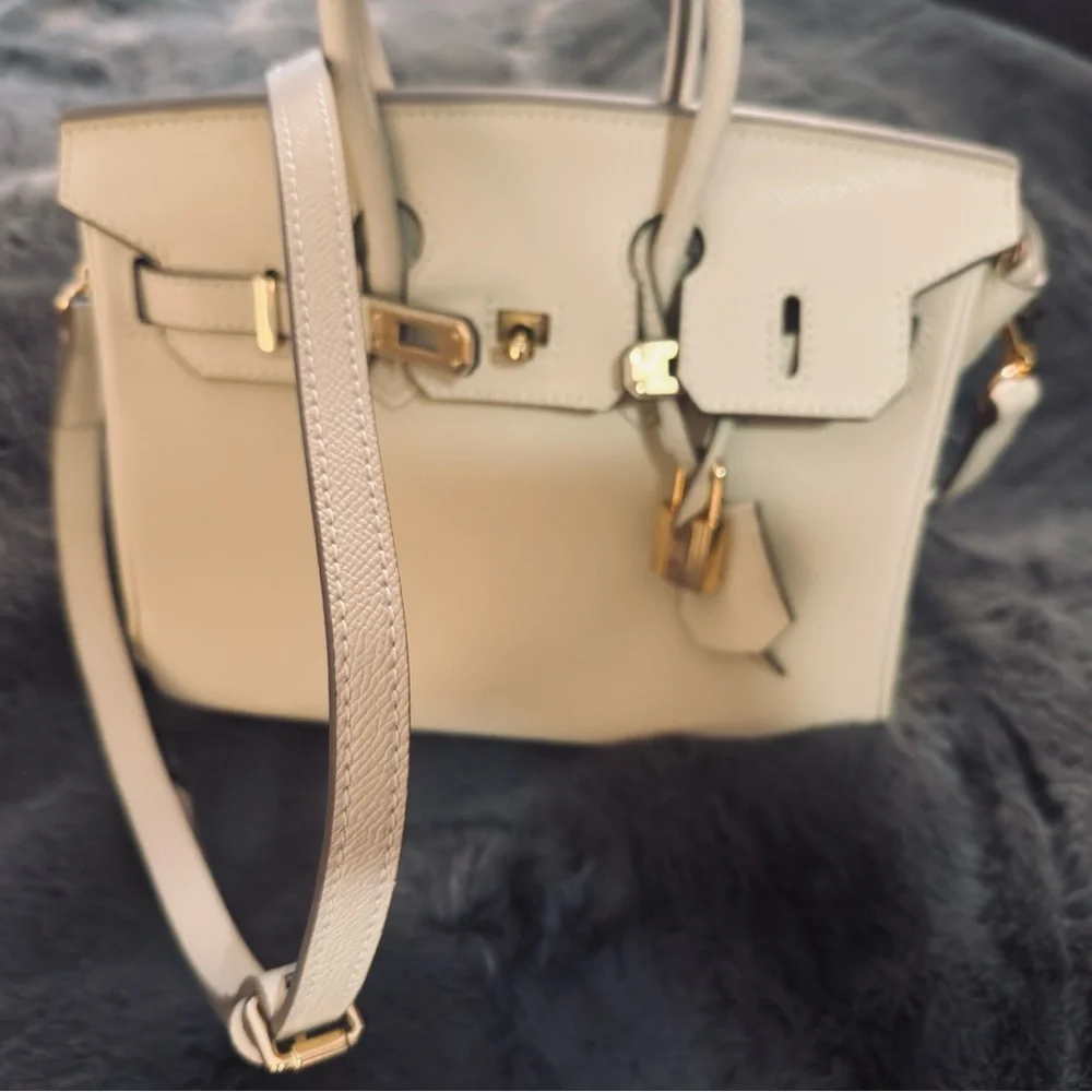 POST CHRISTMAS PRICE CUT! Brand new KELLY STYLED HERMES BAG IN Elegant CREAM - Picture 4 of 11